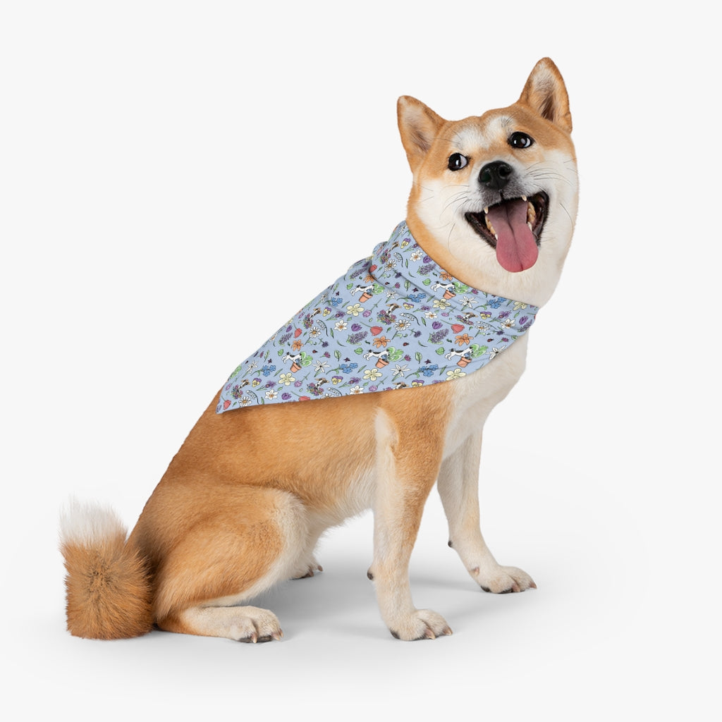 Au Jardin Bandana - BlueThe prettiest pets deserve the prettiest couture! Outfit your cool kid with a chic new bandana to match the other accessories in the Au Jardin line, decorated with PetsPrintifyCosmic Industries