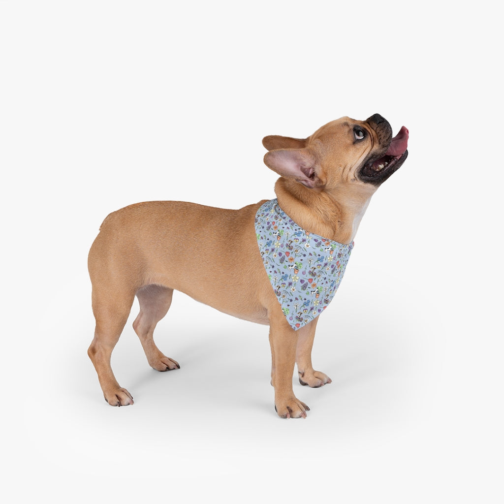Au Jardin Bandana - BlueThe prettiest pets deserve the prettiest couture! Outfit your cool kid with a chic new bandana to match the other accessories in the Au Jardin line, decorated with PetsPrintifyCosmic Industries