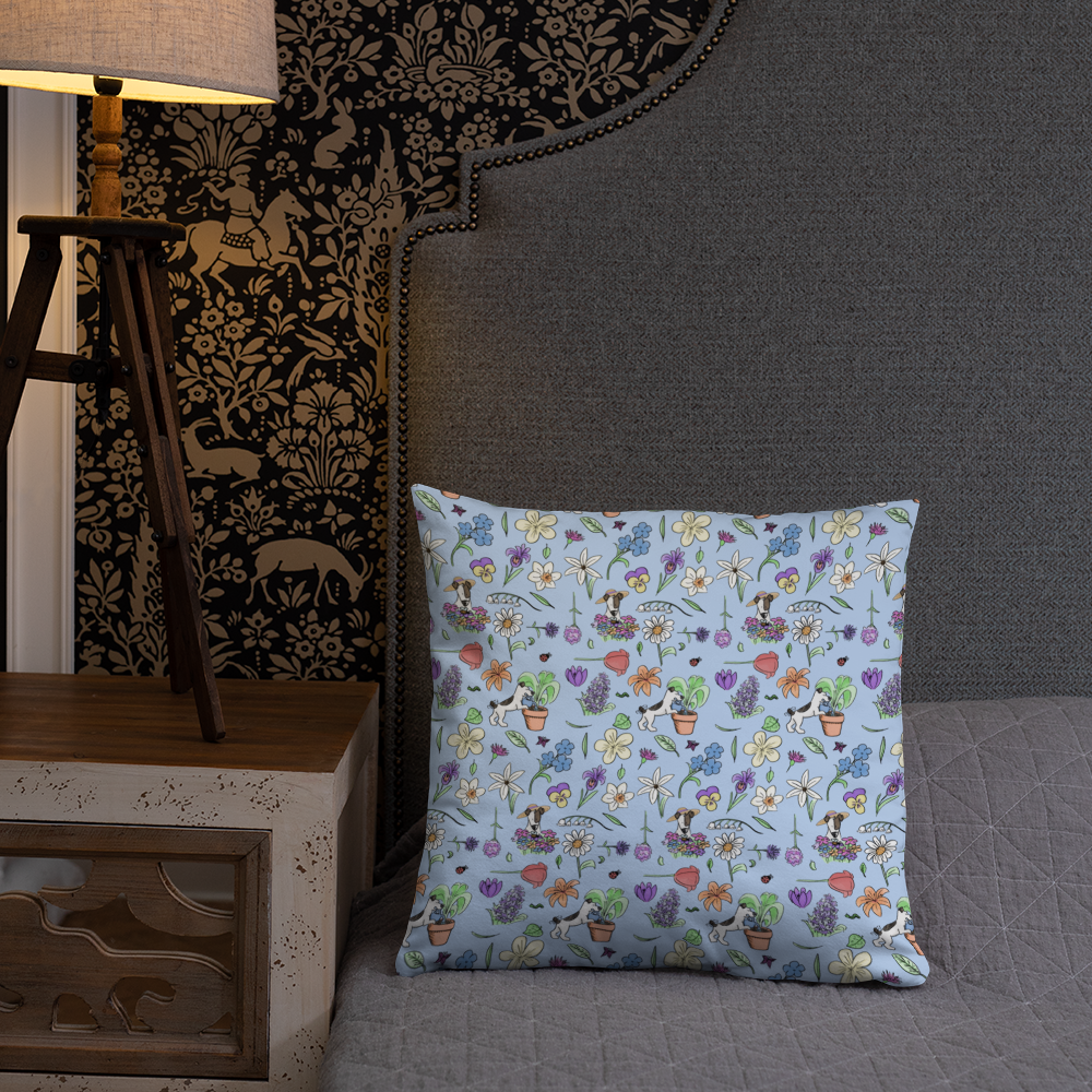 Au Jardin - PillowAdd some color to your patio or cozy spot with some pretty pillows! With new flowery designs of Rita and her favorite picks from her garden.
Hidden zipper
Machine-wcosmicindCosmic Industries