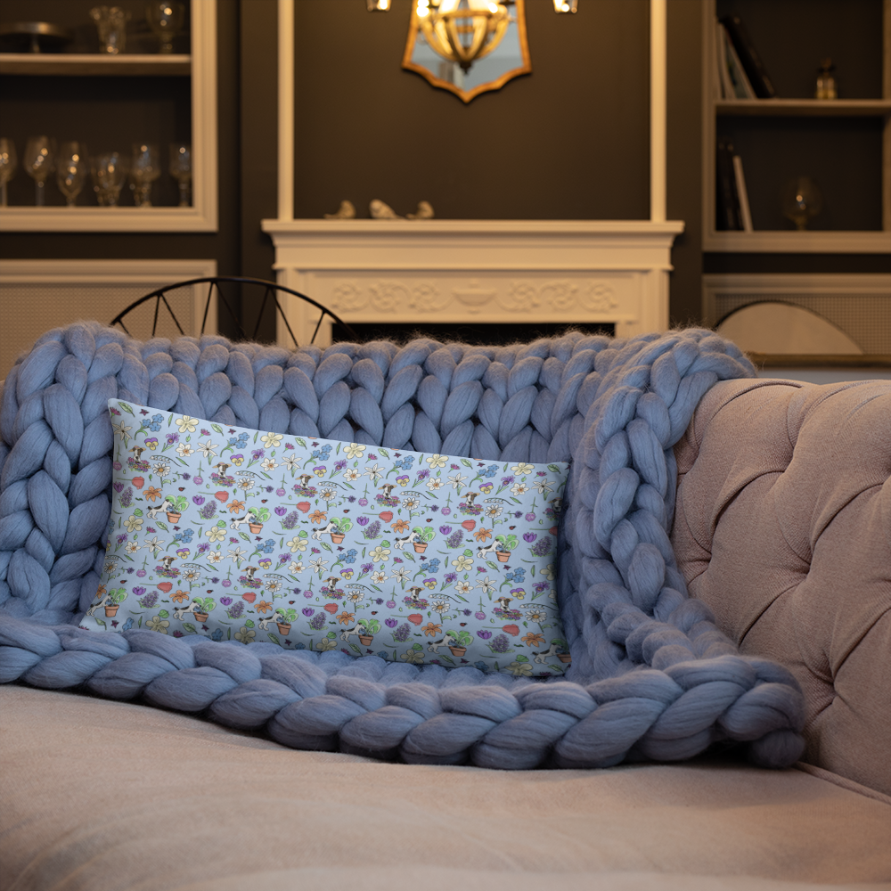 Au Jardin - PillowAdd some color to your patio or cozy spot with some pretty pillows! With new flowery designs of Rita and her favorite picks from her garden.
Hidden zipper
Machine-wcosmicindCosmic Industries