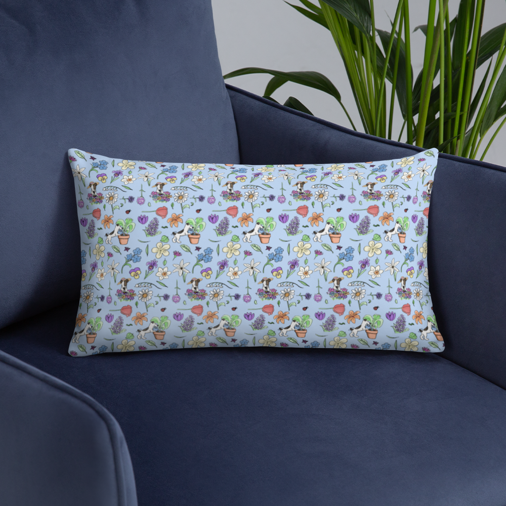 Au Jardin - PillowAdd some color to your patio or cozy spot with some pretty pillows! With new flowery designs of Rita and her favorite picks from her garden.
Hidden zipper
Machine-wcosmicindCosmic Industries